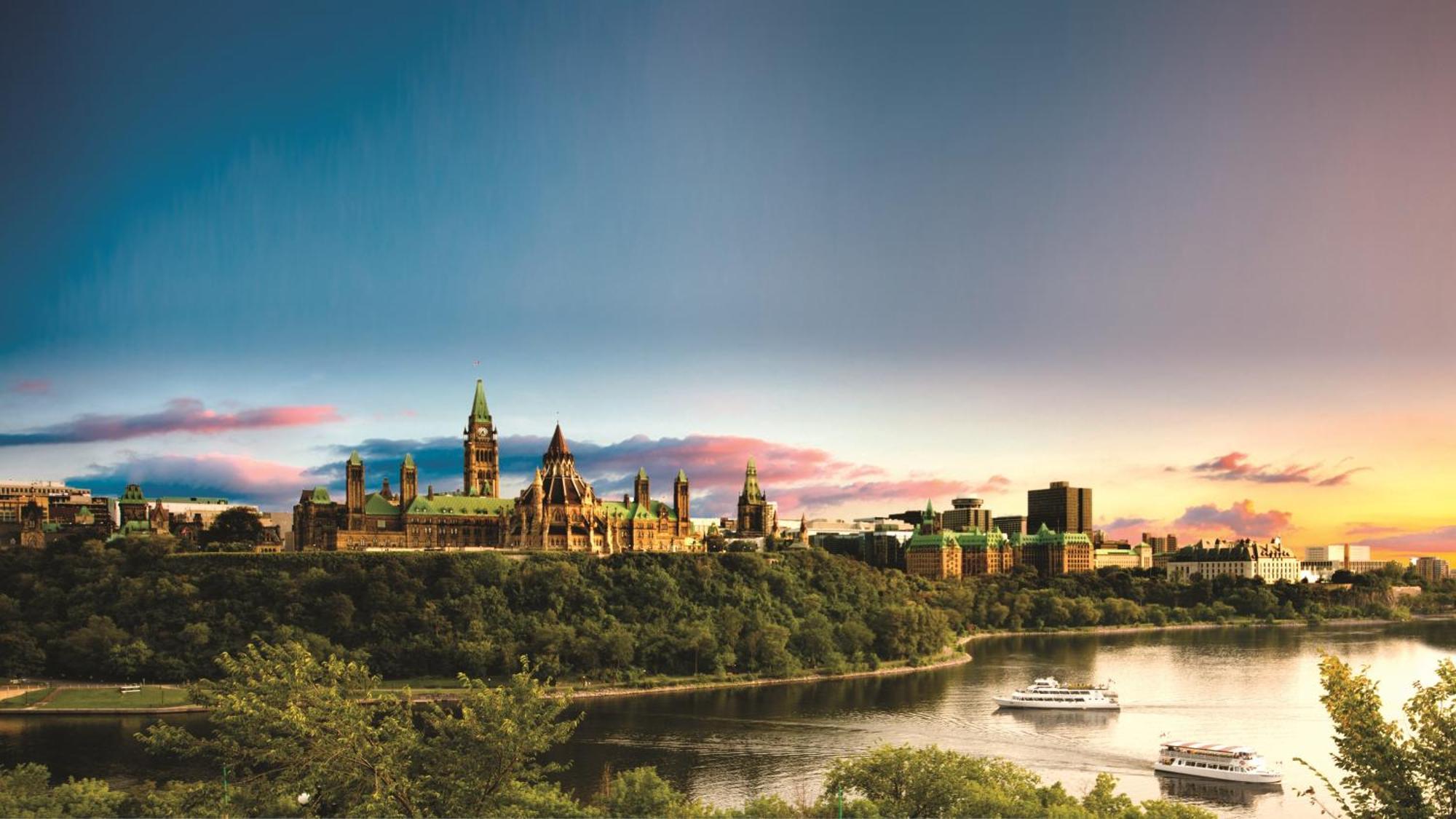 Holiday Inn - Ottawa Dwtn - Parliament Hill By Ihg מראה חיצוני תמונה
