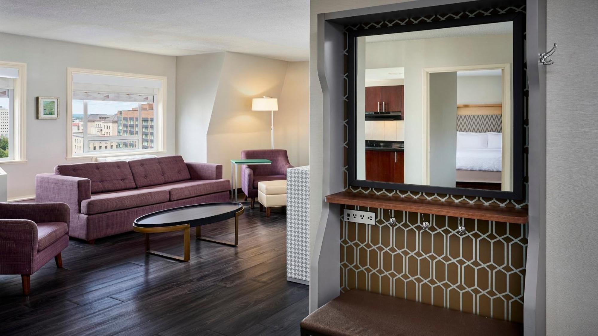 Holiday Inn - Ottawa Dwtn - Parliament Hill By Ihg מראה חיצוני תמונה
